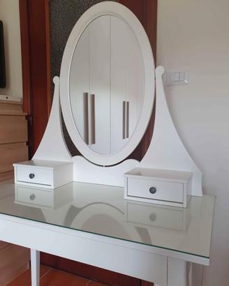 Toeletta Ikea Hemnes