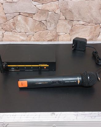 Radiomicrofono AKG UHF SR 40