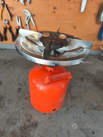 Bombola con fornello da campeggio