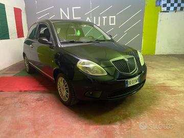 Lancia Ypsilon 1.2 Oro