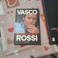 2 libri Vasco con 4 cd