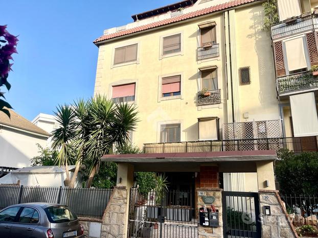 3 LOCALI A CAGLIARI