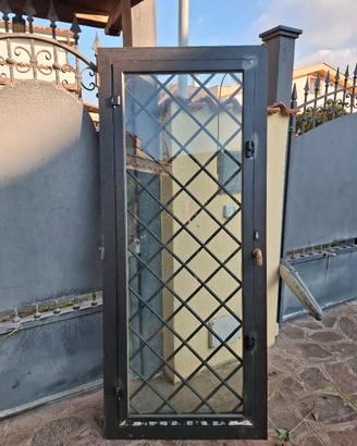 Porta in ferro battuto artigianale