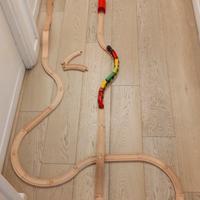 pista treni in legno 