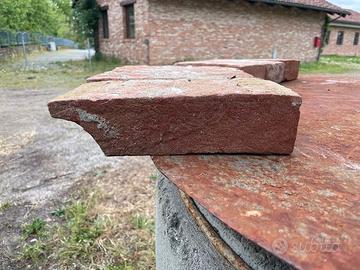 Mattoni vecchi pezzi speciali