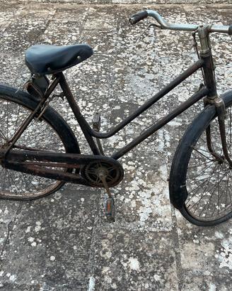Bici d'epoca con freni a bacchetta, Forcignano