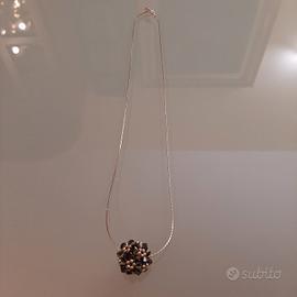 Elegante collana fatta a mano