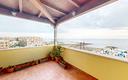 attico-fronte-mare-con-doppio-box-auto