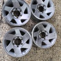 Cerchi lega 16" fuoristrada 