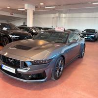 Ford Mustang Fastback DARK HORSE 5.0 V8 453 CV 6mt