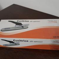 Cucitrice alti spessori Scatto