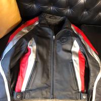 GIUBBOTTO MOTO IN PELLE yes