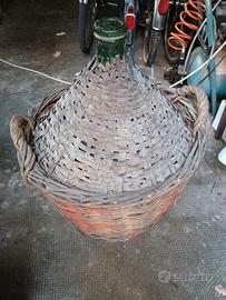 damigiana molto vecchia 