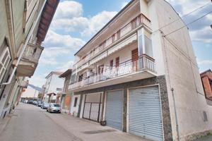 QUADRILOCALE DI AMPIE METRATURE !!!