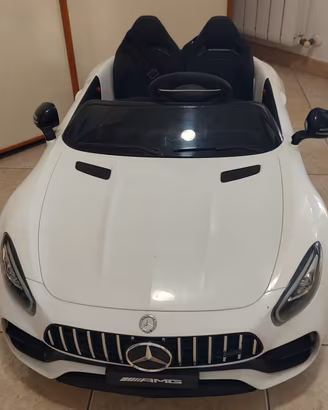 Auto elettrica per bambini amg mercedes