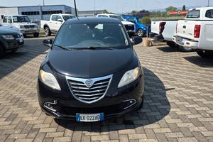 LANCIA YPSILON 1,2 69cv SINISTRATA