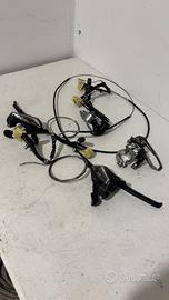 SHIMANO FRENI E COMANDI INTEGRATI 7x3