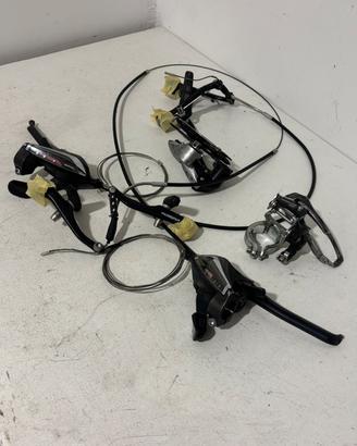 SHIMANO FRENI E COMANDI INTEGRATI 7x3