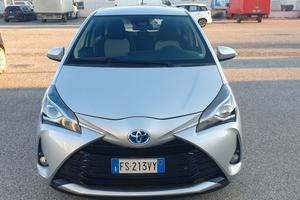 SPLENDIDA TOYOTA YARIS IBRIDA