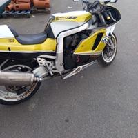 Suzuki gsxr del 1992