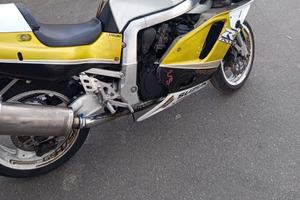 Suzuki gsxr del 1992