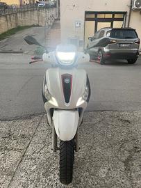 Piaggio Medley 125 - 2024