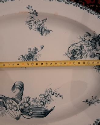 set di piatti antichi