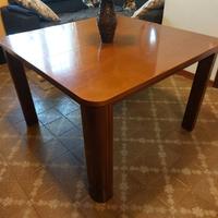 Tavolo quadrato allungabile