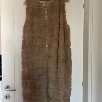 gilet lungo in pelliccia di coniglio nuovo