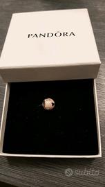 Pandora Disney parks Disney Charm Mickey rosa