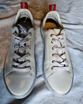 Scarpe uomo Guess taglia 40