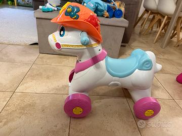 Cavallo dondolo con suoni