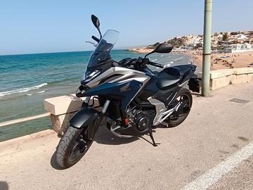 nc750x dct