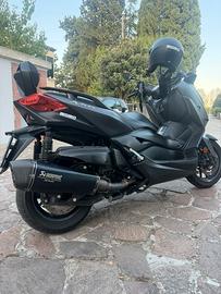 Yamaha Xmax 400