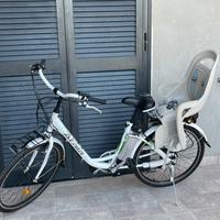 Bicicletta elettrica Atala con pedalata assistita