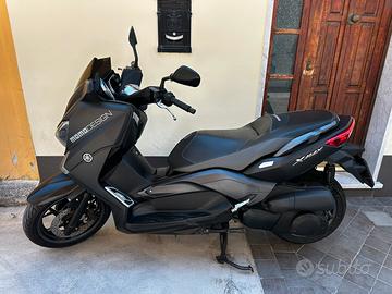 Yamaha XMAX 250 MOMODESIGN – Limited Edition
