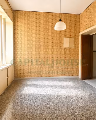 S2 appartamento con ampio balcone e posto auto