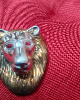 spilla vintage leone