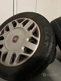 Gomme invernali per Fiat Multipla + 3 copricerchi