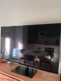 Tv Samsung 49" full hd con supporto