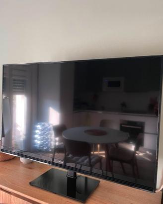 Tv Samsung 49" full hd con supporto