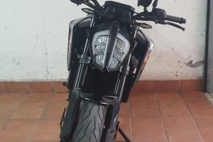 Ktm Duke 790
