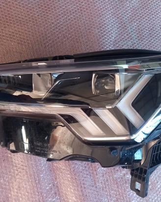 Faro-Fanale Full Led-Xenon Sinistro Audi q3 2023