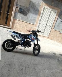 Moto cross