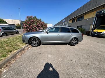 Audi a6 avant 2700 6 cilindri