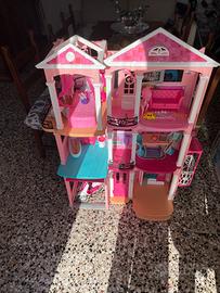 Barbie house con scatola