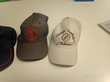 collezione di 100 cappelli vintage