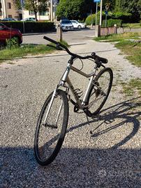 Bici B-twin Riverside 120