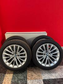 Cerchi da 18” originali  e gomme 245 45 18 Pirelli
