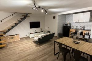 Bilocale zona Chiaia per fuorisede